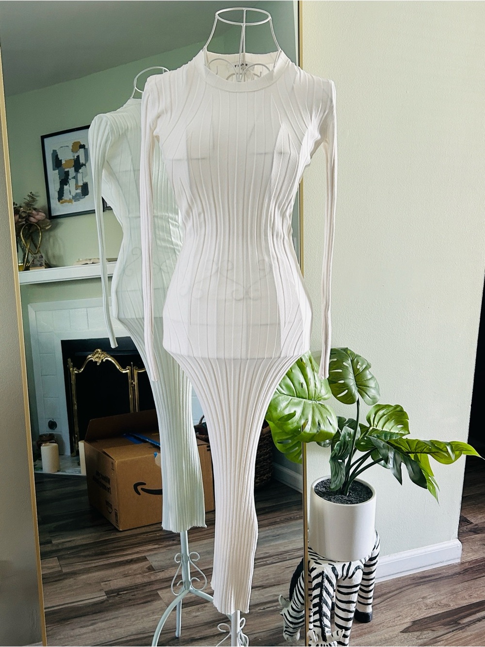 FRAME  Ribbed Long Sleeve Bodycon Dress